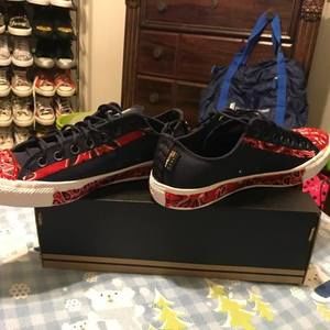 Meet your Posher, Erica